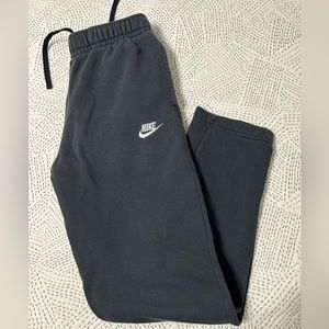 Nike Men’s Sportswear Club Fleece Sweatpants